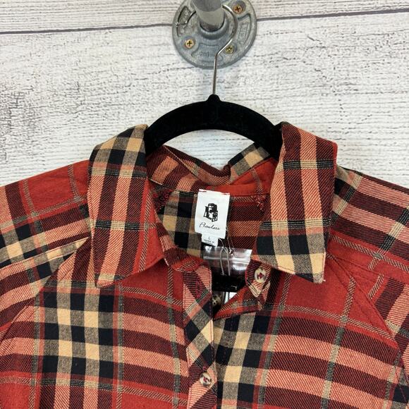 Flawless Plus Size Rust Plaid Button Up Flannel Top Size Large - Picture 3 of 9